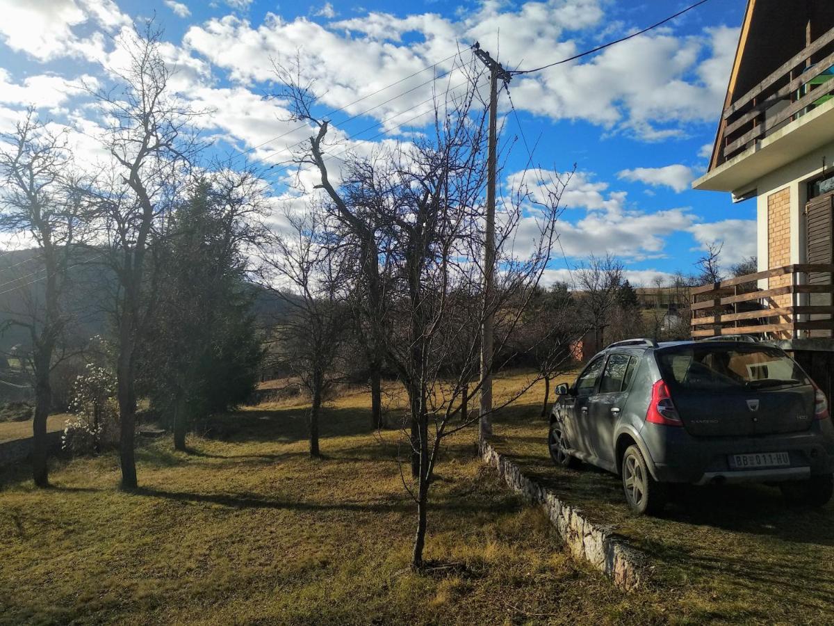 Вилла Srdica Kuca Trnava  Экстерьер фото