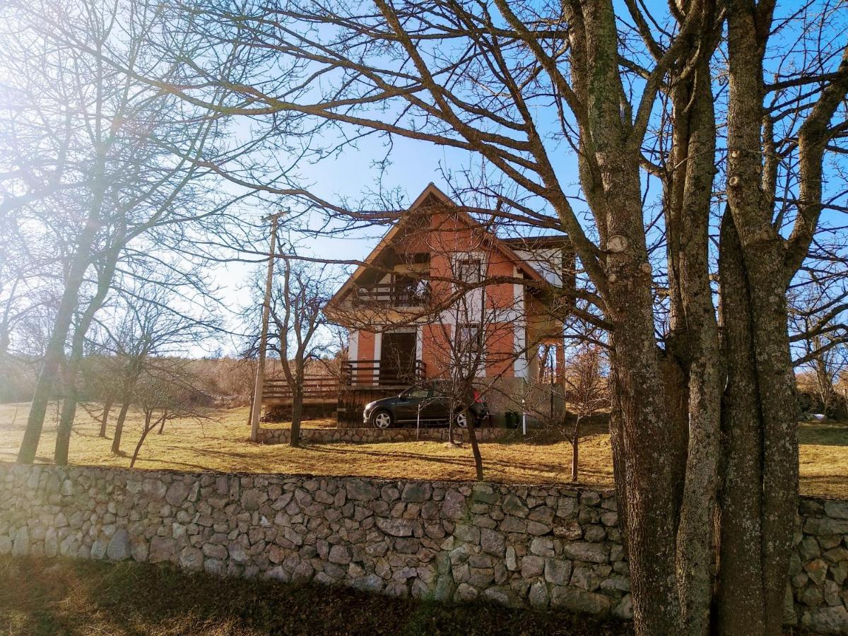 Вилла Srdica Kuca Trnava  Экстерьер фото